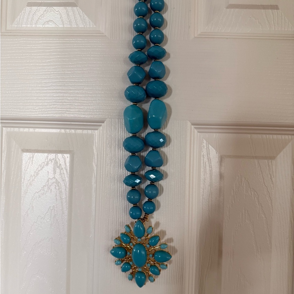 Chunky Turquoise/Gold Beaded Necklace With Big Pendant Accent Matching Bracelet - Picture 5 of 6